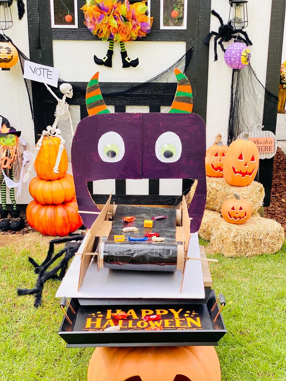 DIY Candy Monster Conveyor Belt Social Distance Trick or Treating