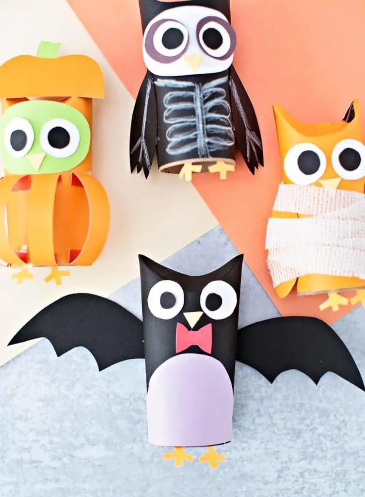 Bat paper tube halloween craft