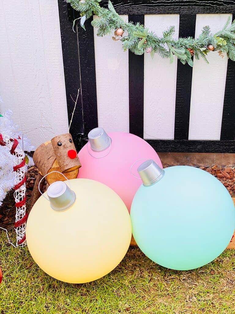 DIY Giant Ornaments made with balloons 