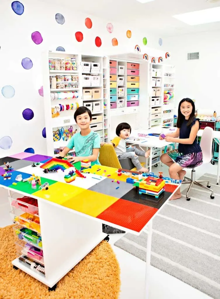kids craft play room 