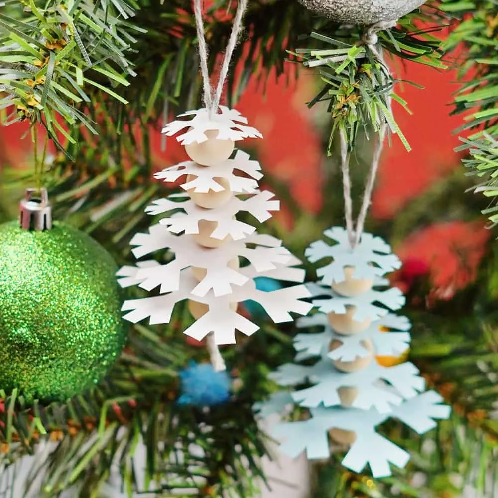 Paper Snowflake Tree Ornaments