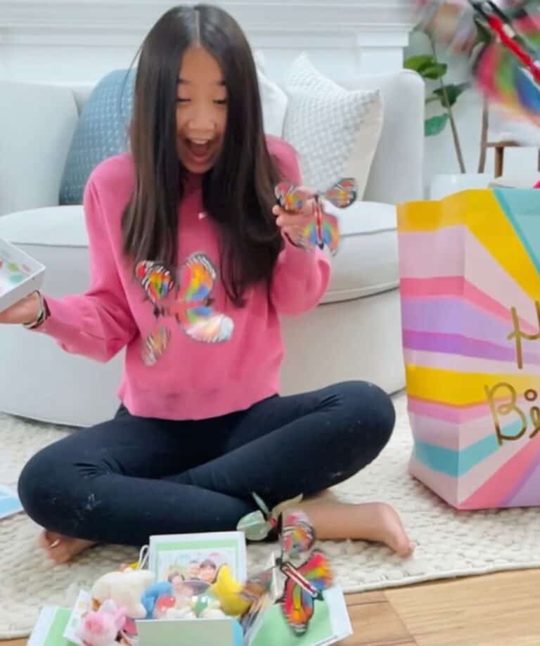 I Gave My Daughter a Send Cake Explosion Box - This Was Her Reaction.