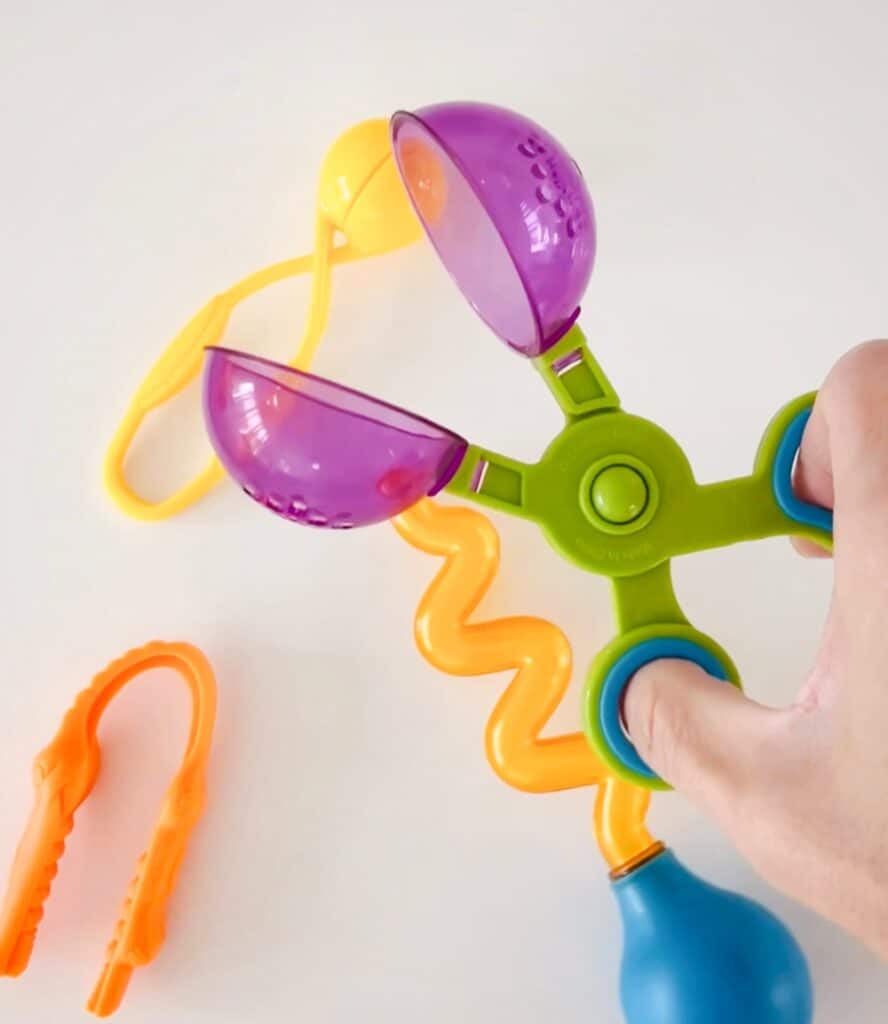 Best Fine Motor Skills Toys for Preschoolers