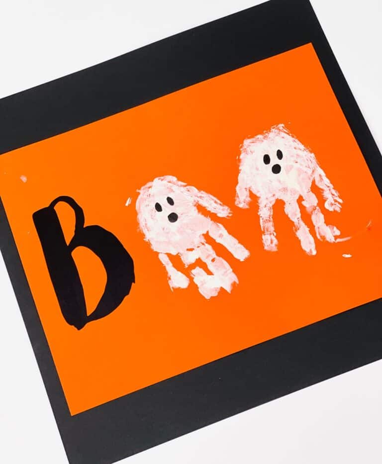 HALLOWEEN GHOST HANDPRINT ART