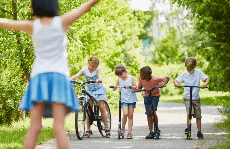 How to Teach Your Kids To Choose Good Friends