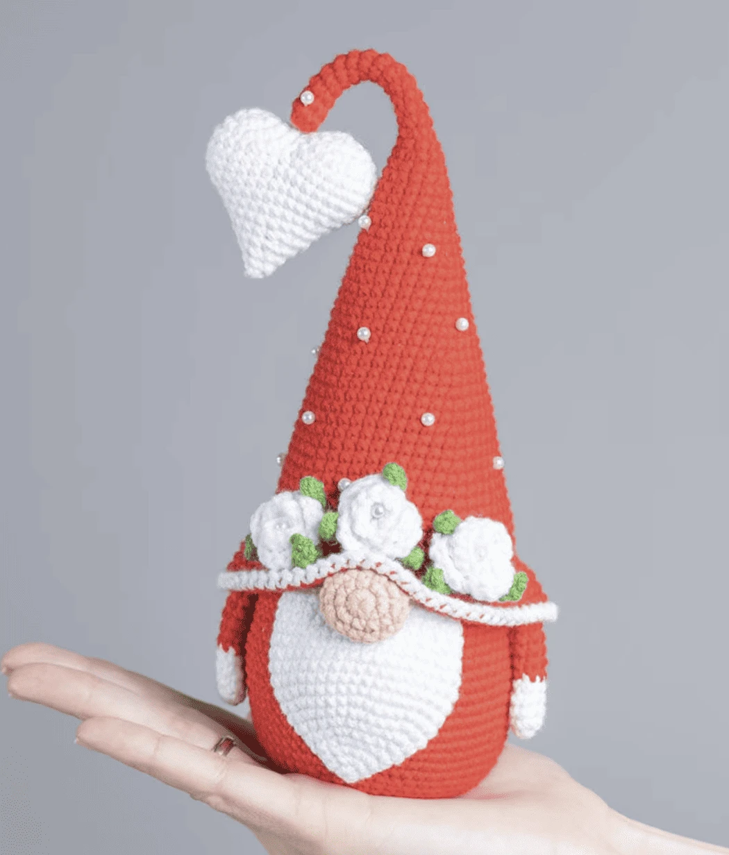 valentine crochet gnome