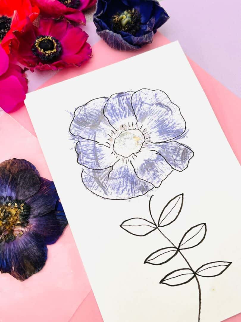 How To Make This Beautiful Pressed Flower Craft