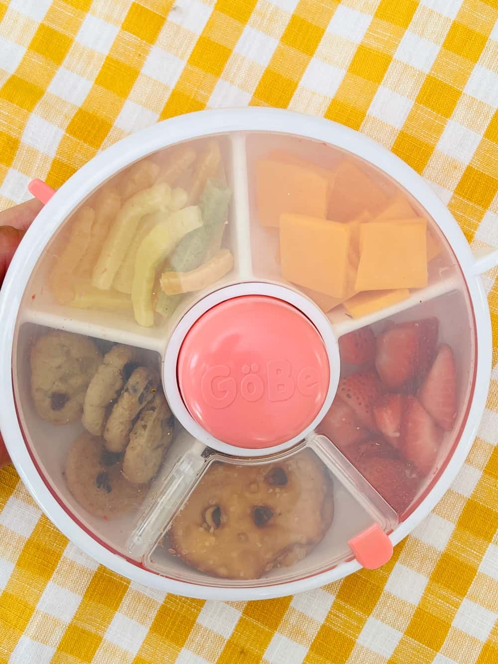 https://www.hellowonderful.co/wp-content/uploads/2022/07/Gobe-Snack-Spinner2.jpg