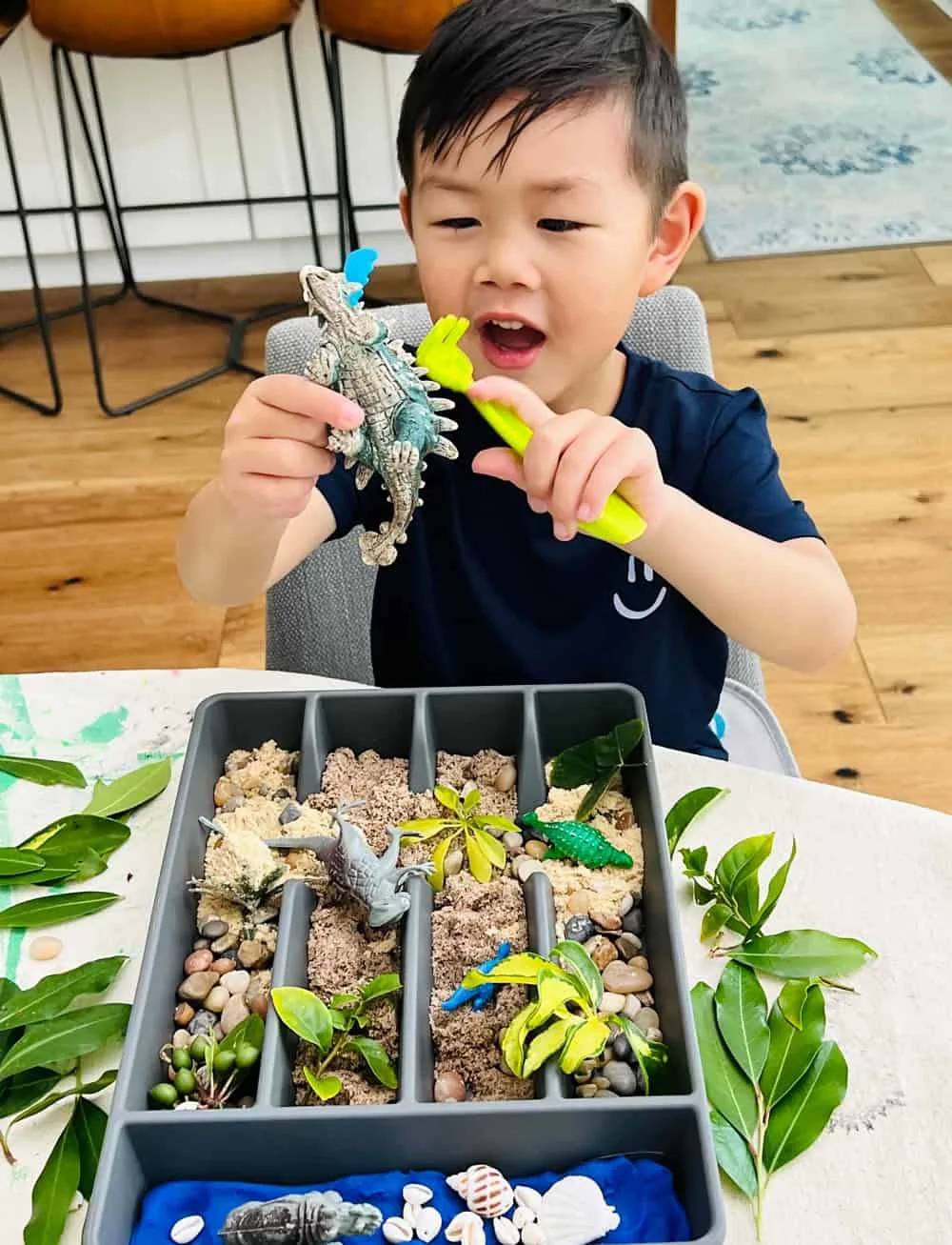 Utensil Tray Play hack 