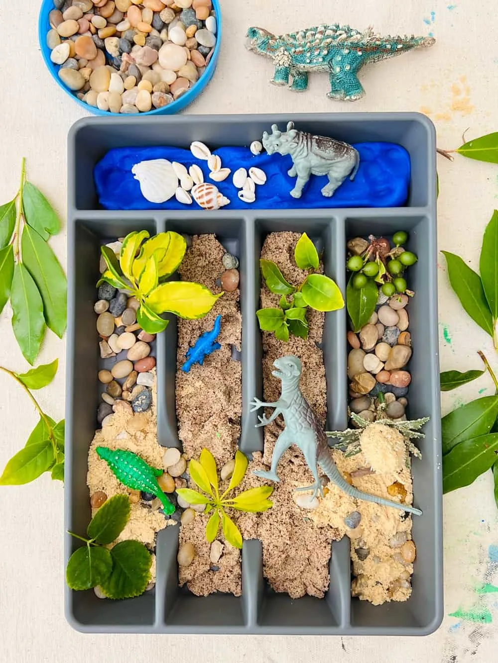 Utensil Tray Play