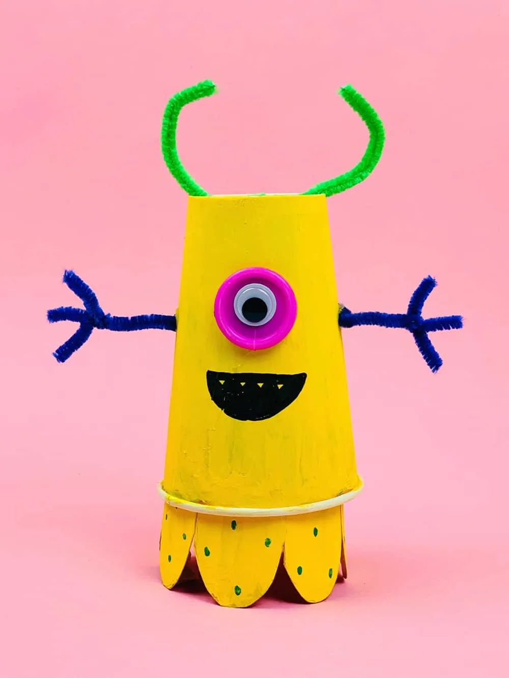 paper cup monster craft