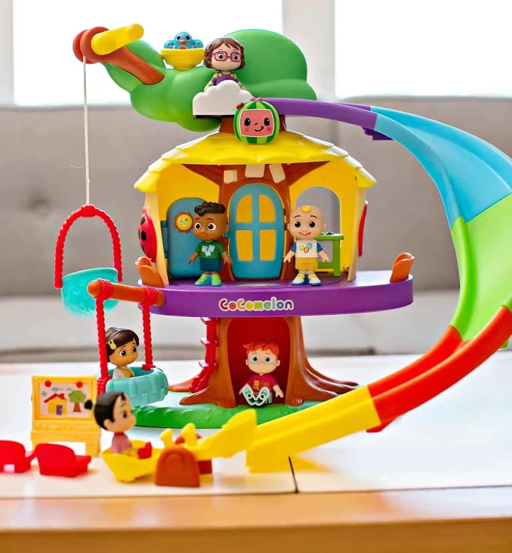 CoComelon Toys 2022 Clubhouse Playset