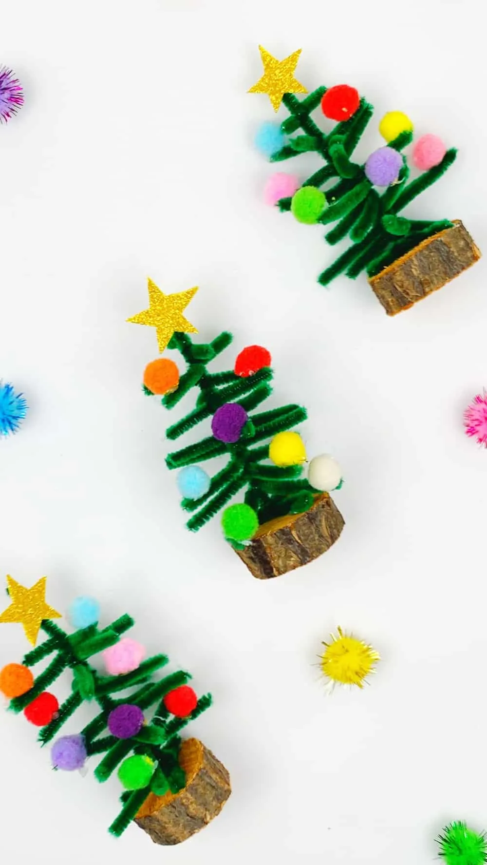 Pipe Cleaner Christmas Trees