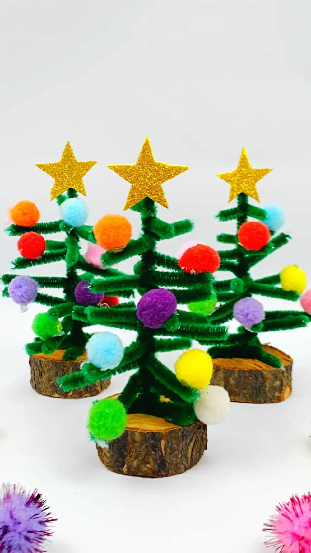 Pipe Cleaner Christmas Trees