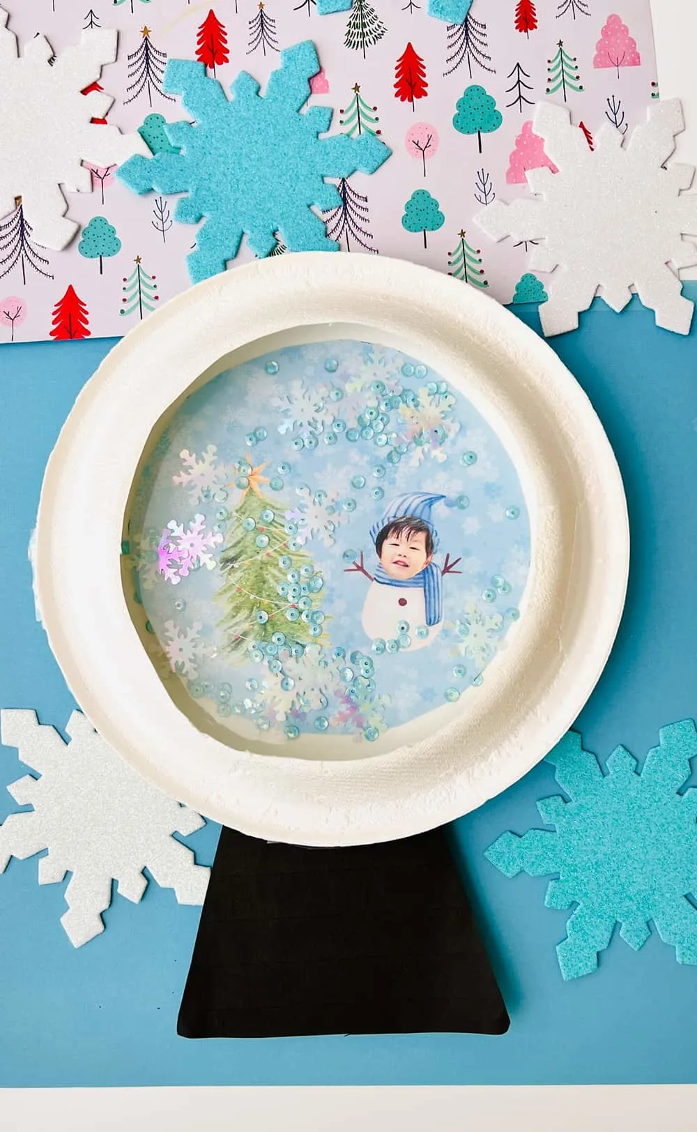 Snow Globe Paper Plate Craft