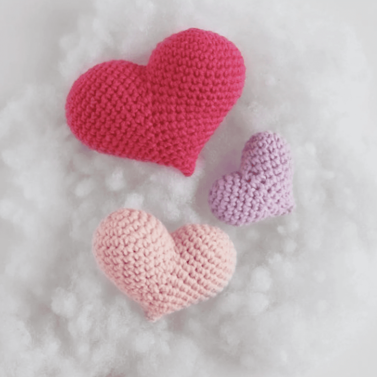 simple crochet hearts