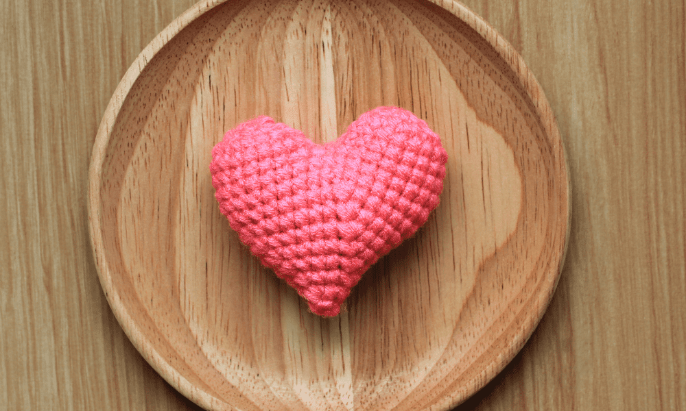 crochet heart pattern