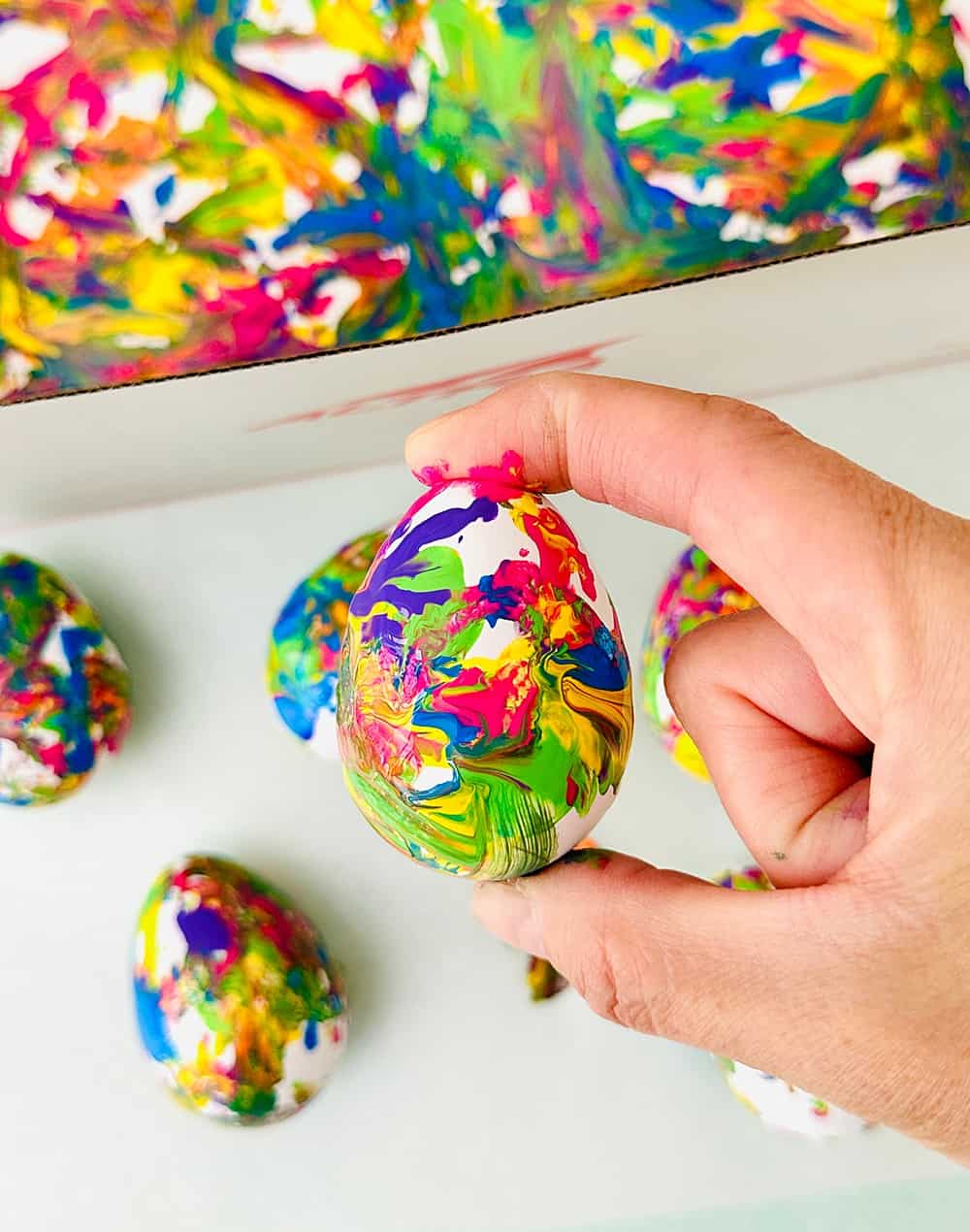 preschool easter egg painting