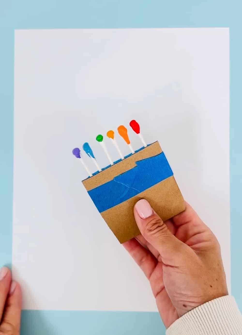 Q-Tip Rainbow Craft - هنر زیبای رنگین کمان برای کودکان