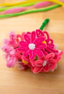 Easy Pipe Cleaner Flowers: A Fun Spring DIY for Kids