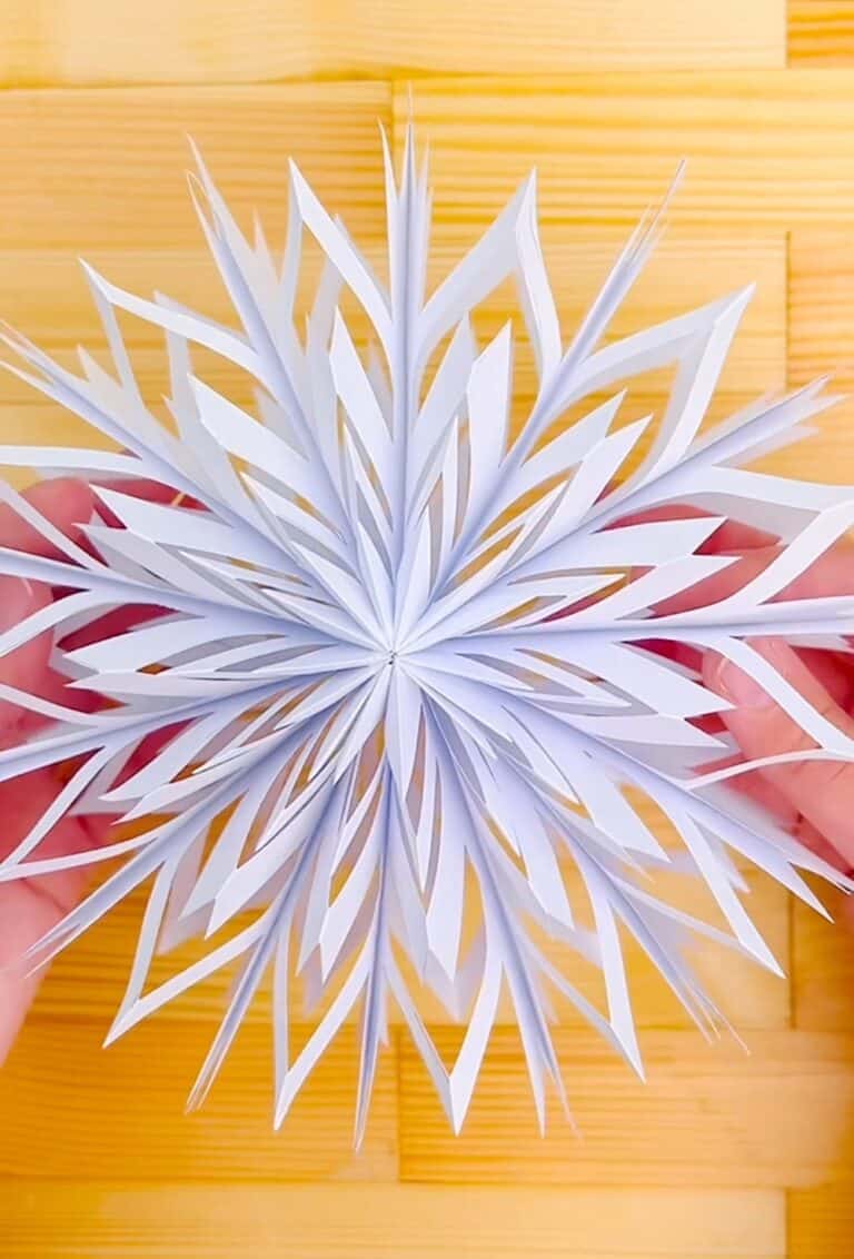Beautiful 3D Paper Snowflake Craft With Printable Template
