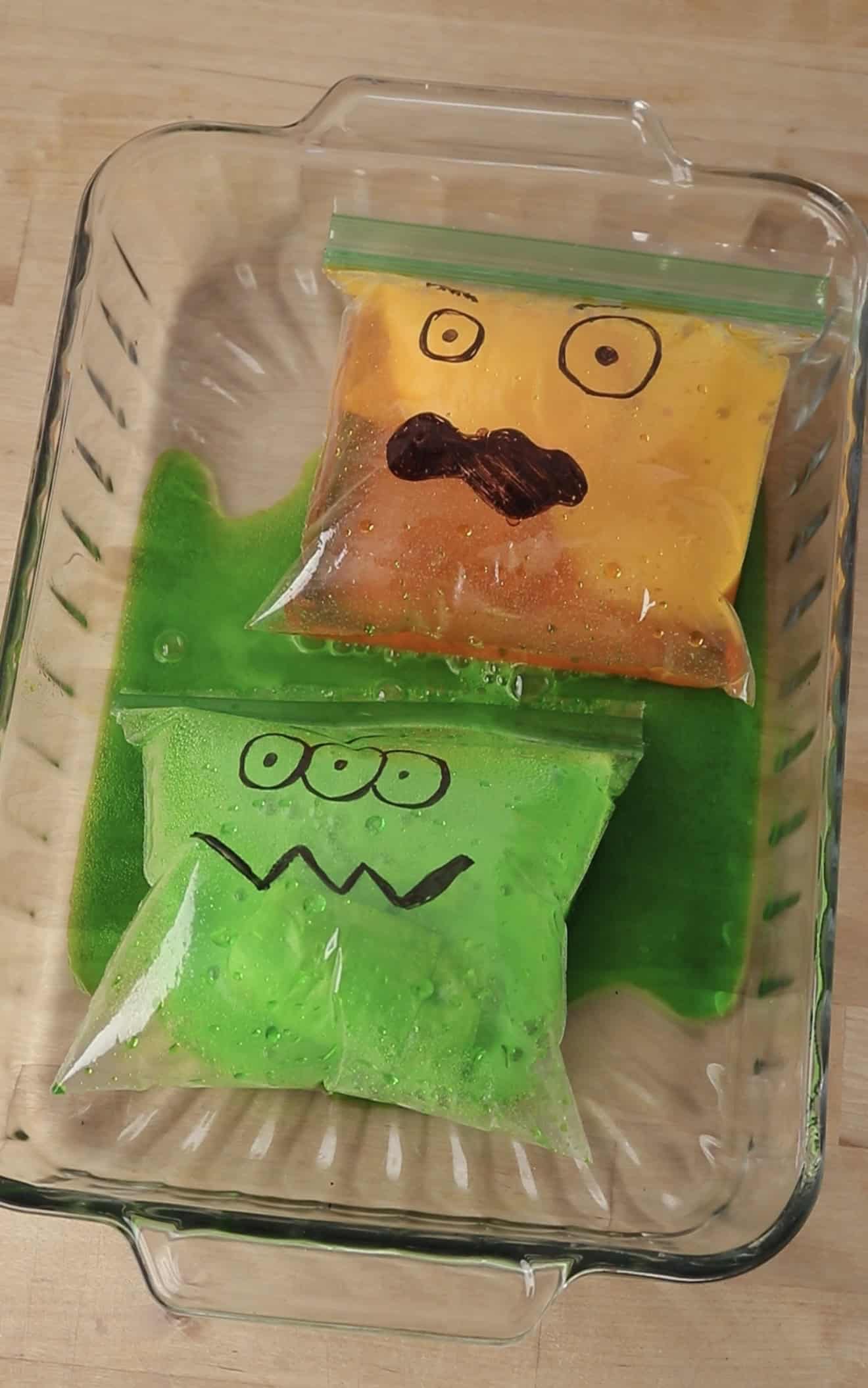 Halloween Baking Soda Monsters - Fun Science Experiment!